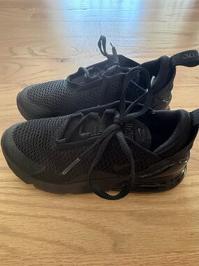 LITTLE BOYS NIKE AIR MAX 270 SIZE 12